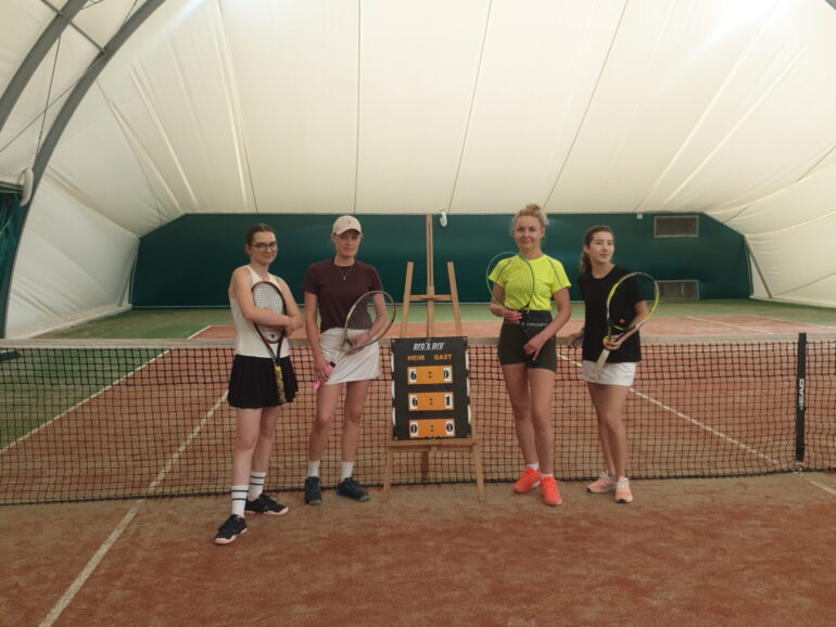 Adelina Śliwińska&Ewa Gałka vs Aleksandra Gros&Marika Kostecka